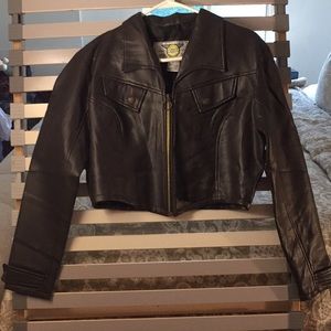 Cropped jacket